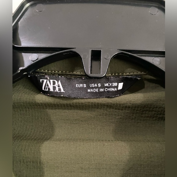 ZARA DARK ARMY GREEN WATERPROOF LIGHTWEIGHT JACKET SIZE SMALL - Picture 7 of 15